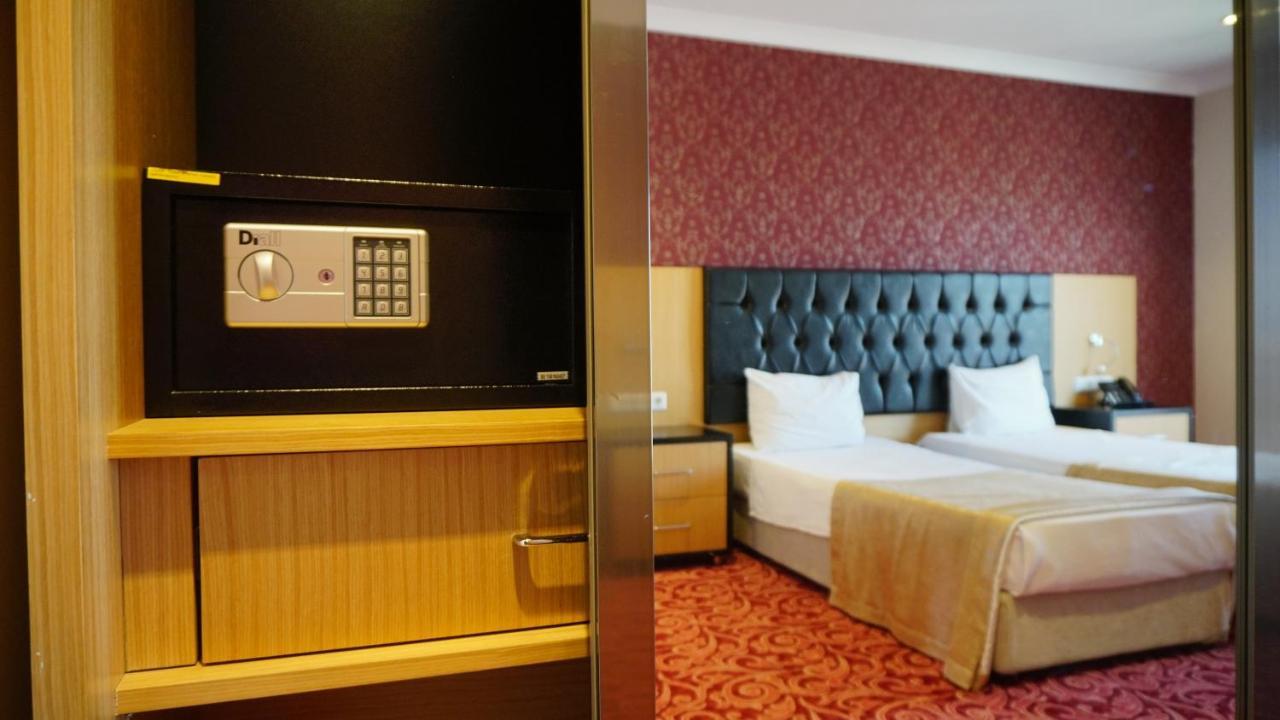 Vois Hotel Atasehir & Spa Estambul Exterior foto