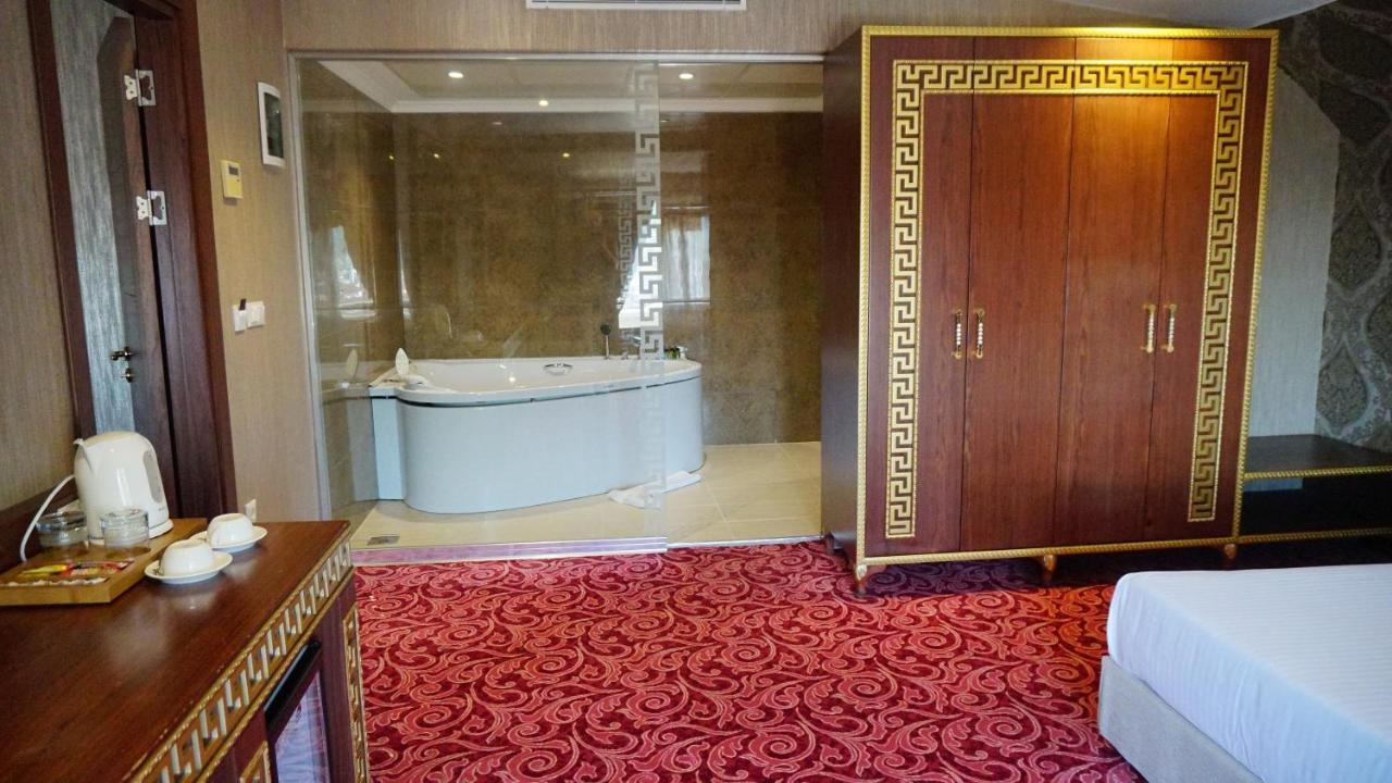 Vois Hotel Atasehir & Spa Estambul Exterior foto