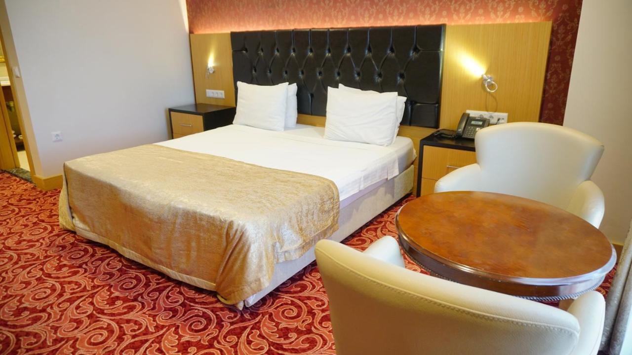 Vois Hotel Atasehir & Spa Estambul Exterior foto