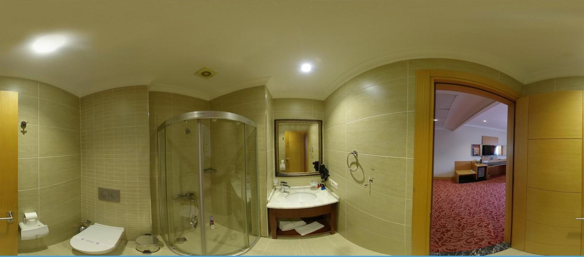 Vois Hotel Atasehir & Spa Estambul Exterior foto